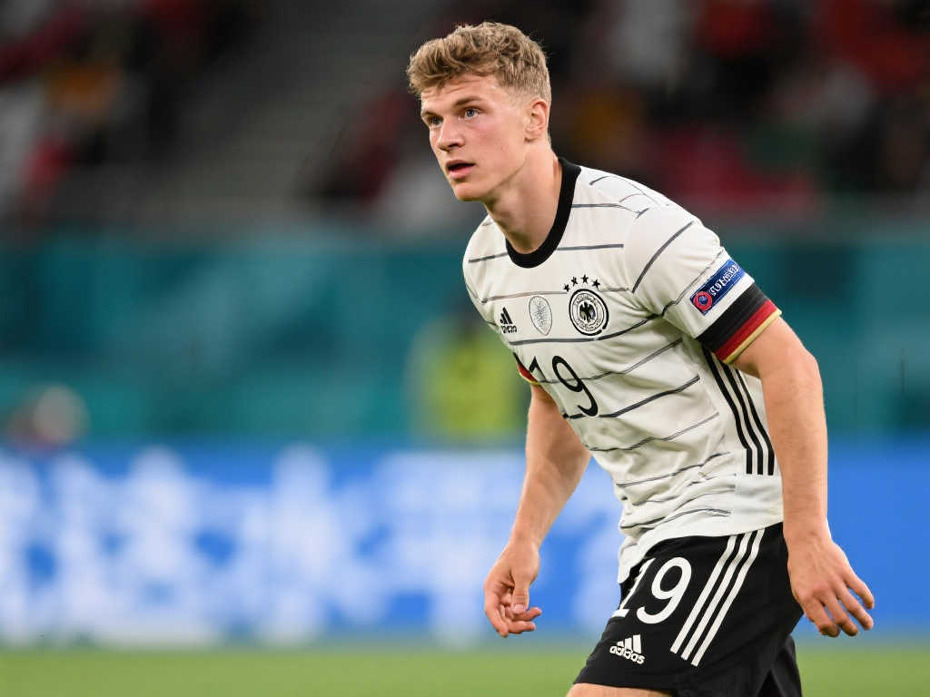 铁血无情！德媒狠批基米希：国家队右后卫表现令人失望！